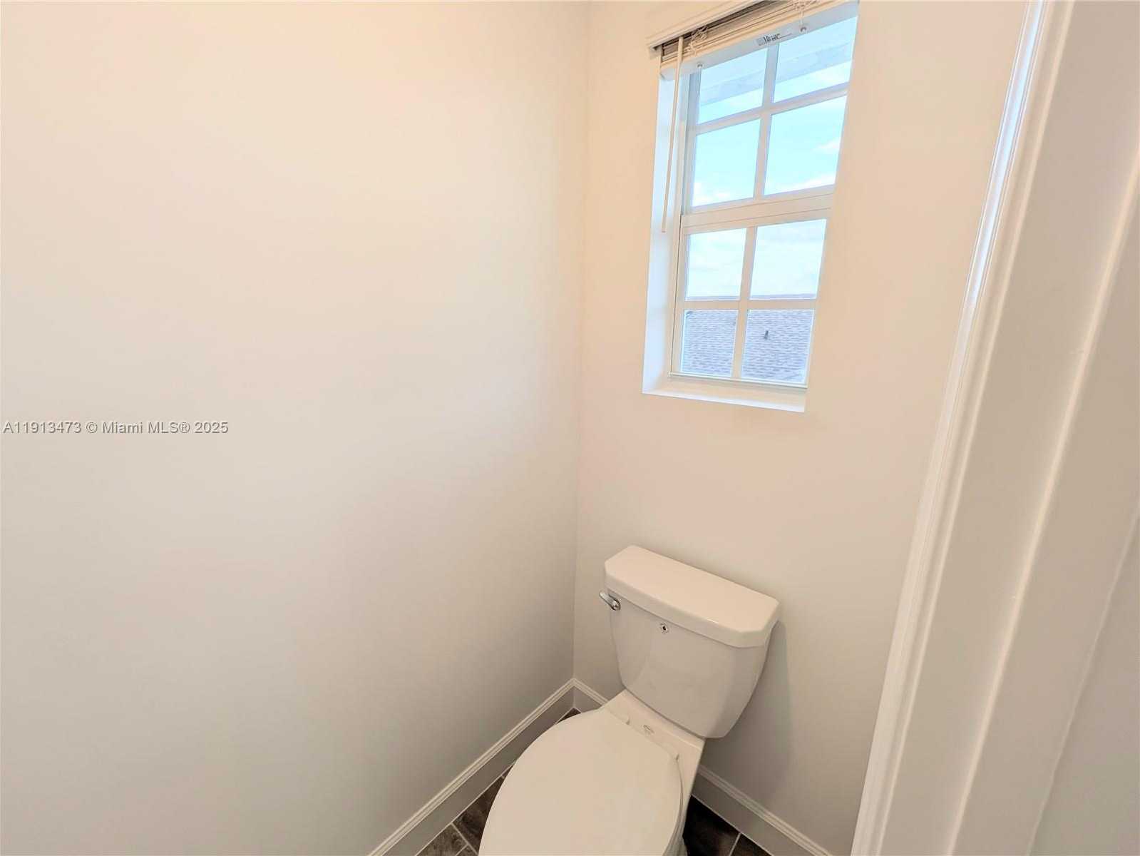 Small Image of 19465 WHISPERING CREEK RD, Loxahatchee Number 9