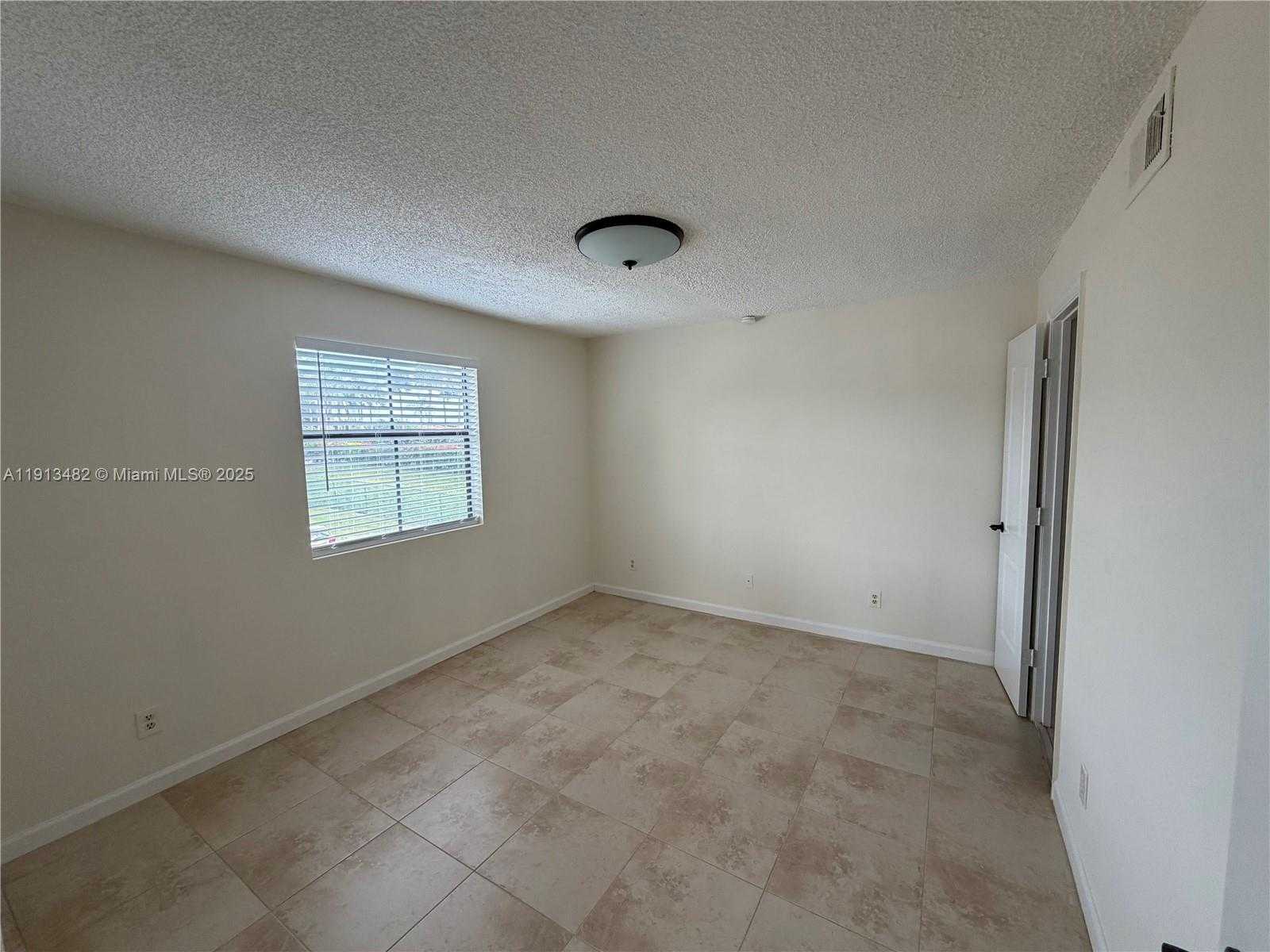 Small Image of 15040 SOUTH WEST 103RD LN #3201, Miami Number 8