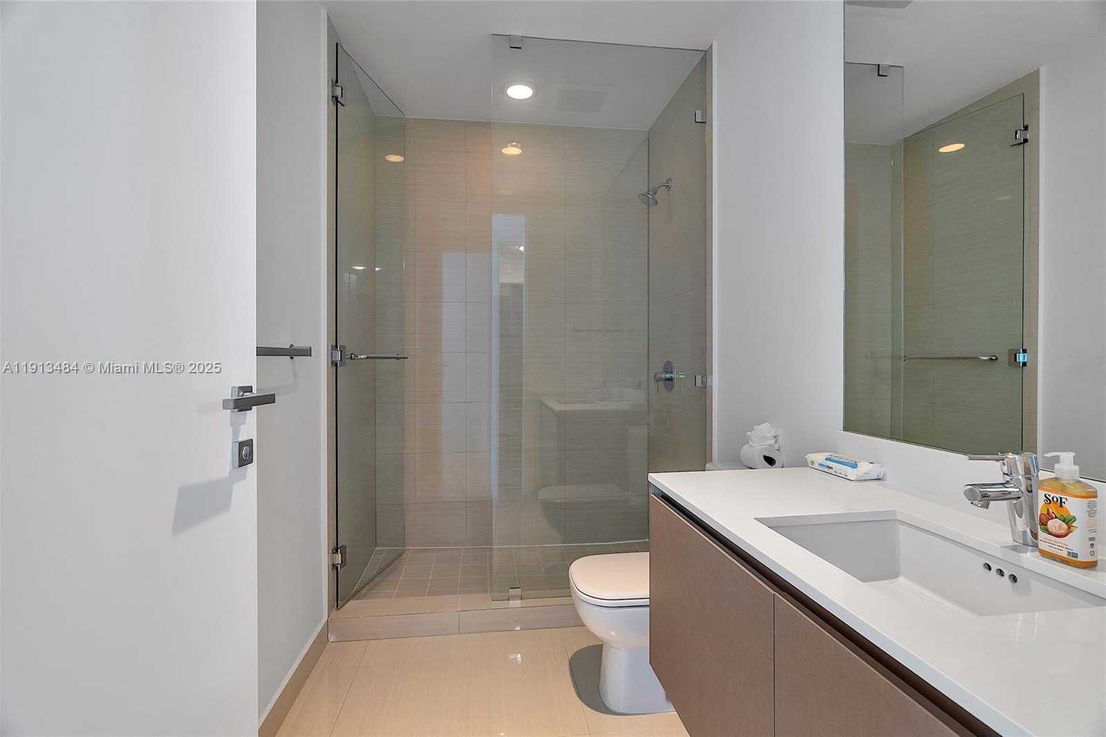 Small Image of 3250 NORTH EAST 188TH ST #703, Aventura Number 32