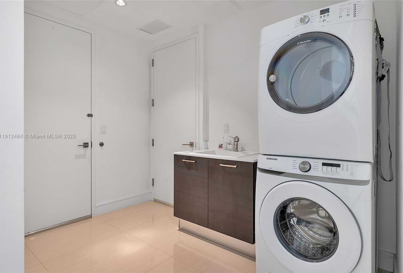 Small Image of 3250 NORTH EAST 188TH ST #703, Aventura Number 43