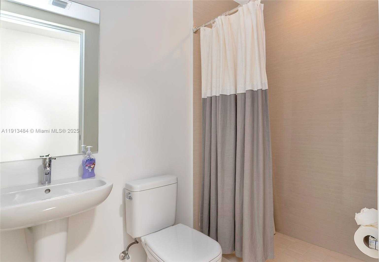 Small Image of 3250 NORTH EAST 188TH ST #703, Aventura Number 44