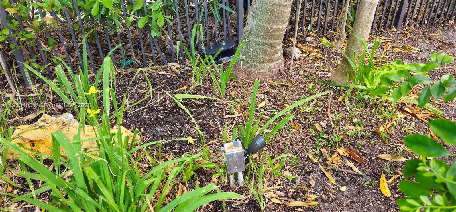 Small Image of 1700 BAY DR, Miami Beach Number 13