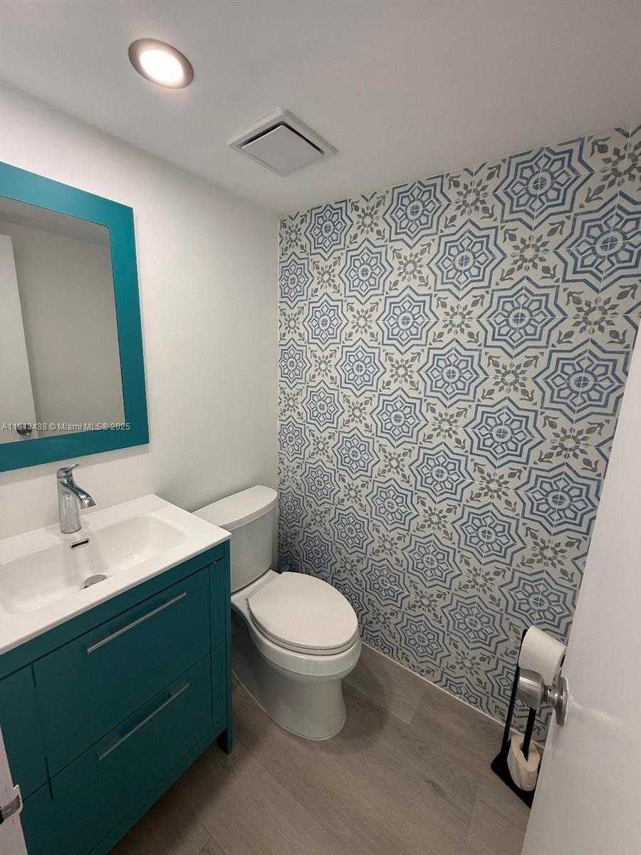 Small Image of 6969 COLLINS AVE #1503, Miami Beach Number 7