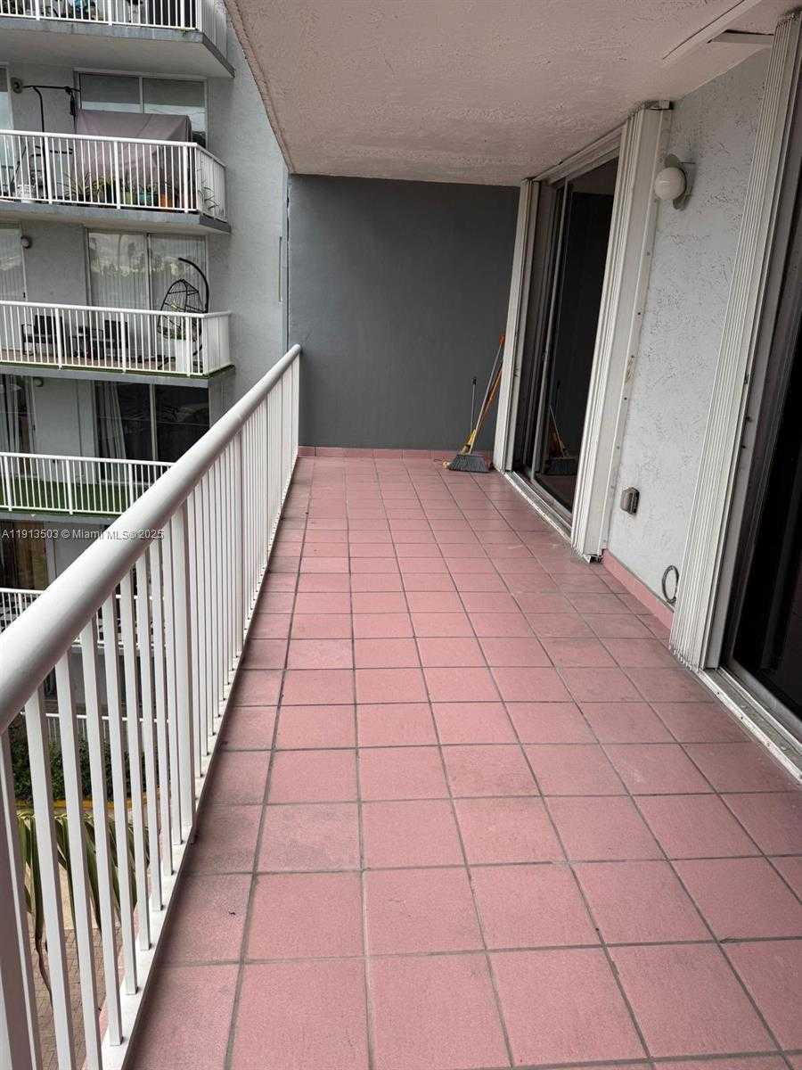 Small Image of 1800 NORTH WEST 24TH AVE #420, Miami Number 12