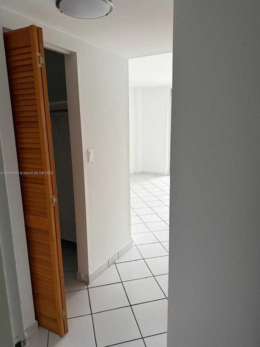 Small Image of 1800 NORTH WEST 24TH AVE #420, Miami Number 15