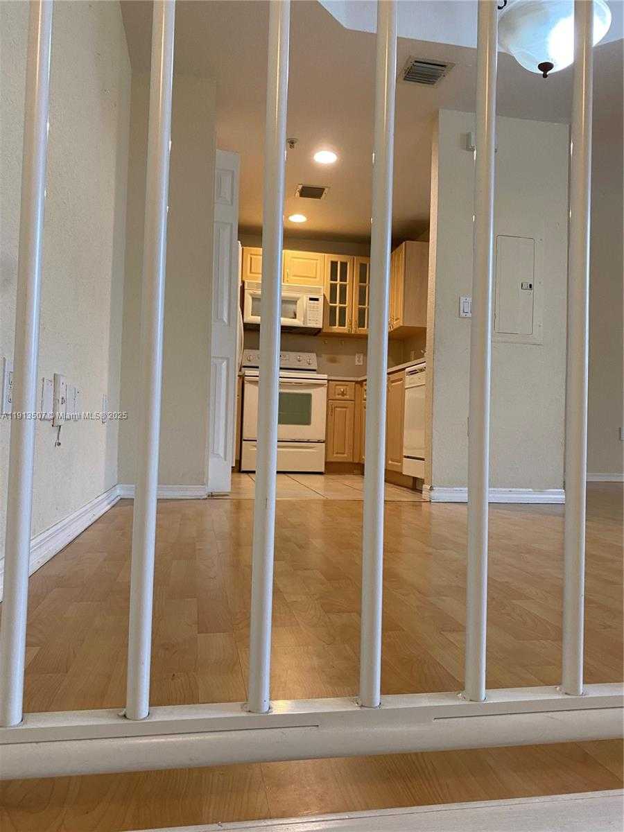 Small Image of 6380 NORTH WEST 114TH AVE #332, Doral Number 24