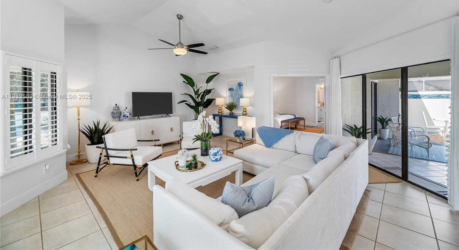 Small Image of 701 SEA OATS DR #D-1, Juno Beach Number 4