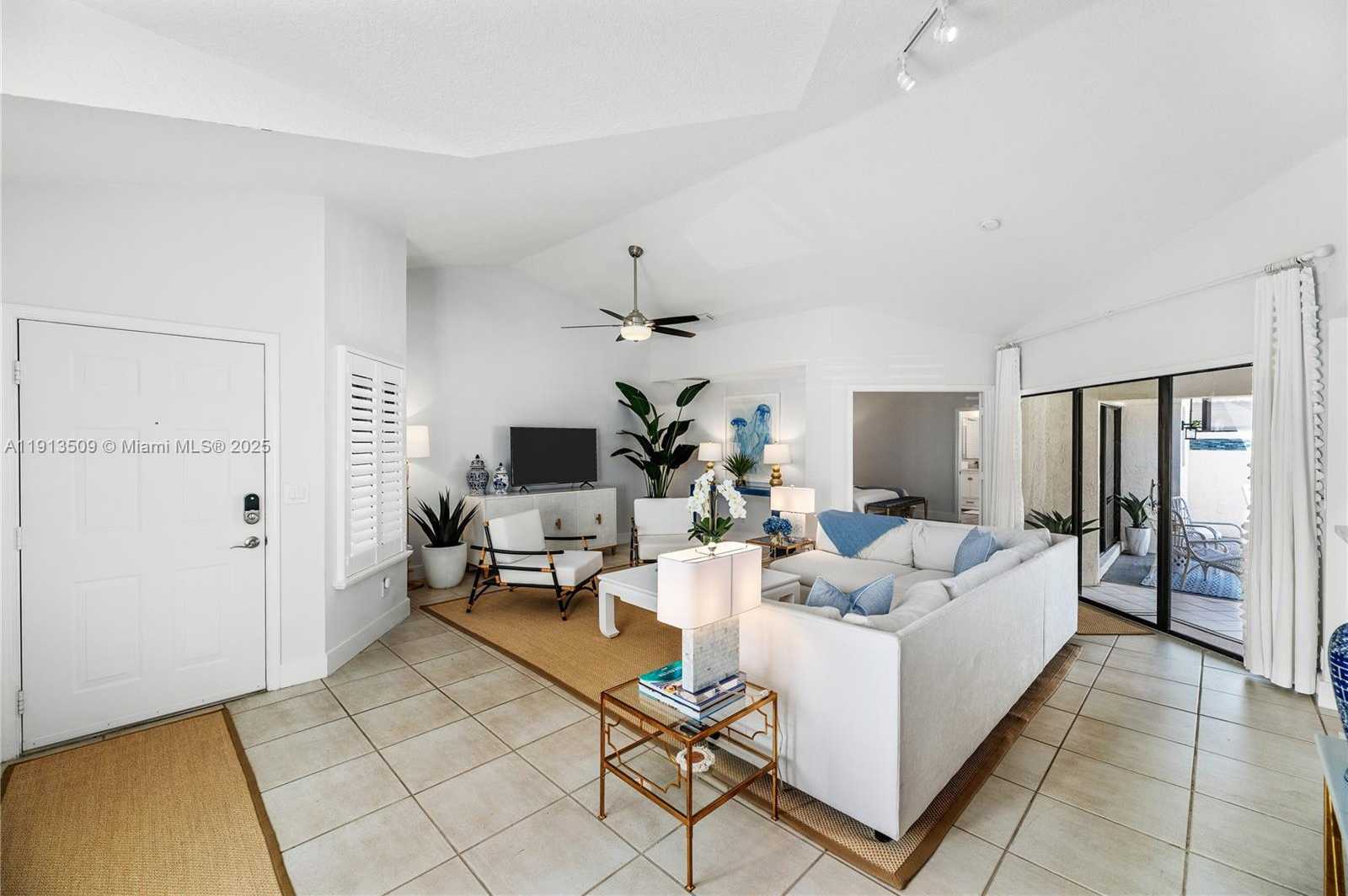 Small Image of 701 SEA OATS DR #D-1, Juno Beach Number 5