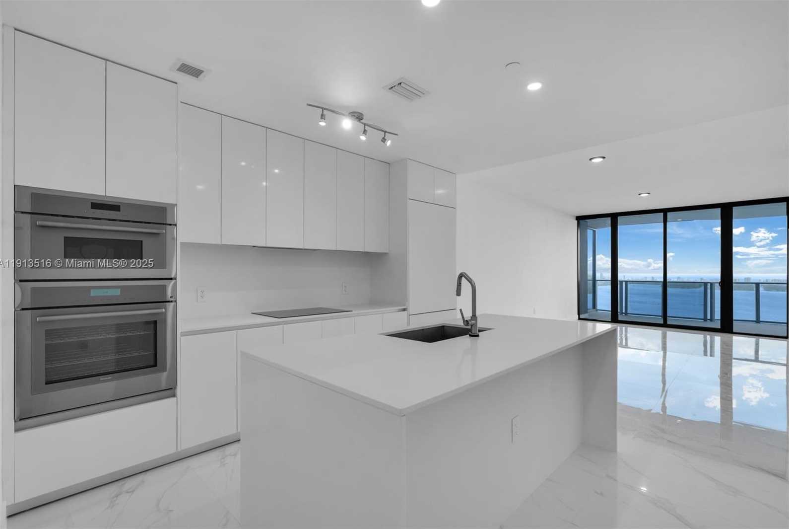 Small Image of 700 NE 24TH #4502, Miami Number 21