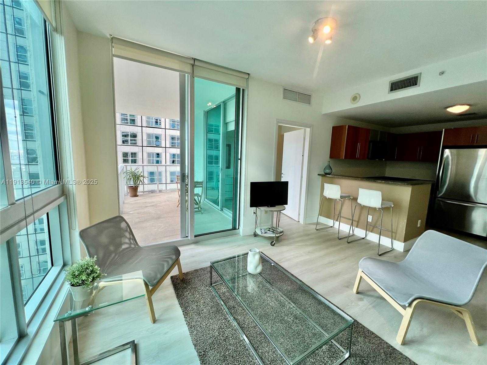 Small Image of 300 SOUTH BISCAYNE BLVD #1511, Miami Number 2