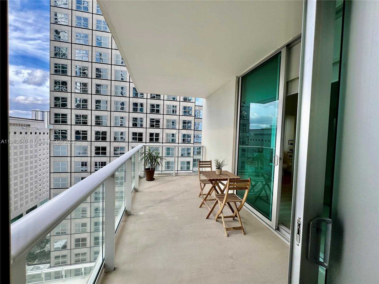 Small Image of 300 SOUTH BISCAYNE BLVD #1511, Miami Number 7