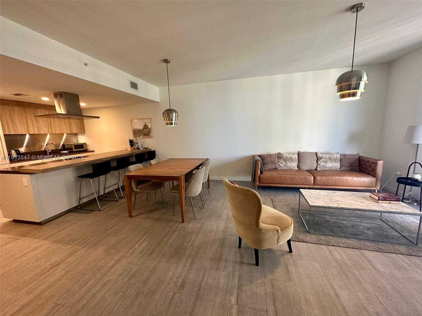 Small Image of 1000 BRICKELL PLAZA #3907, Miami Number 11