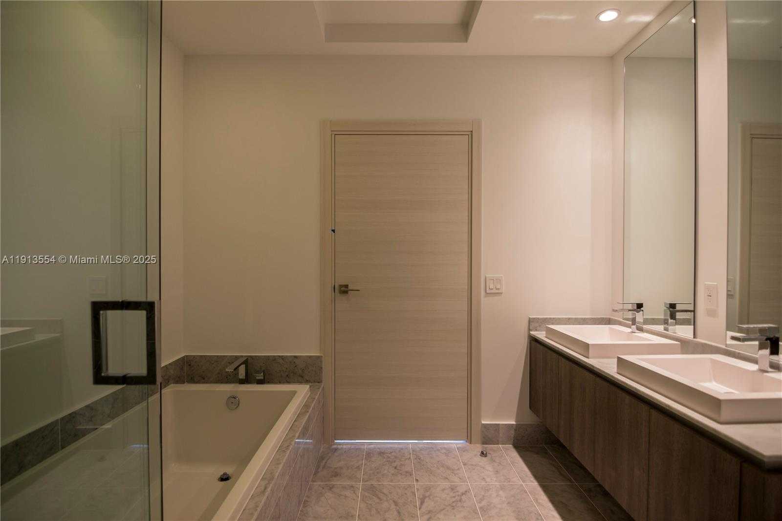 Small Image of 801 SOUTH MIAMI AVE #4909, Miami Number 12