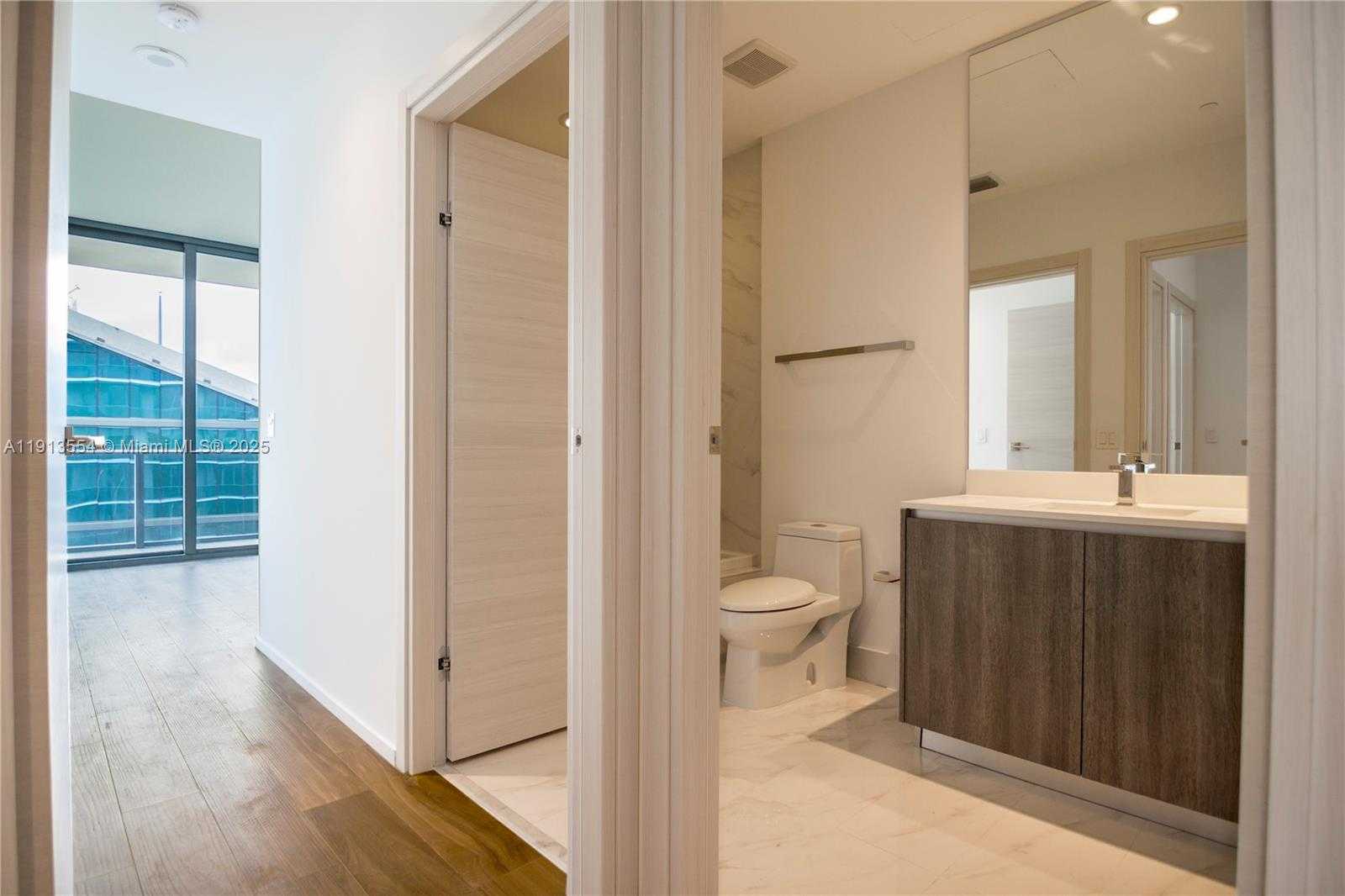 Small Image of 801 SOUTH MIAMI AVE #4909, Miami Number 18