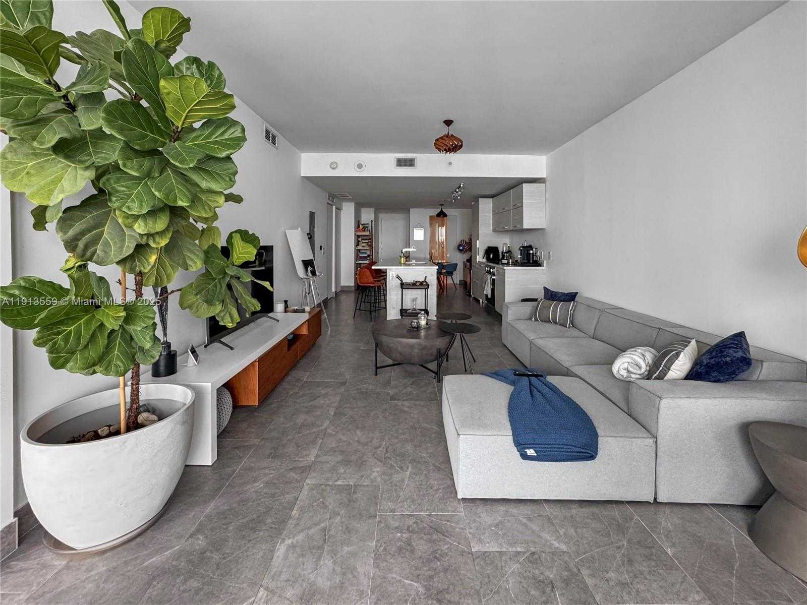 Small Image of 650 NORTH EAST 32ND ST #3102, Miami Number 4