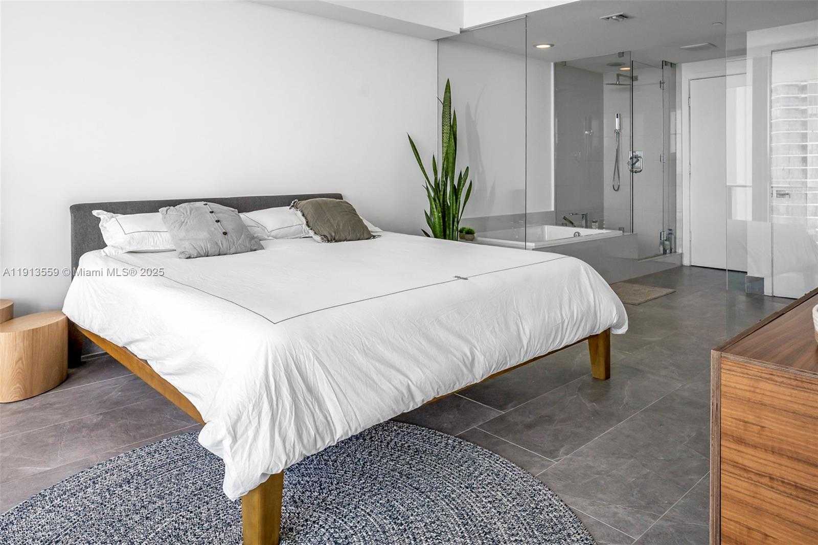 Small Image of 650 NORTH EAST 32ND ST #3102, Miami Number 9