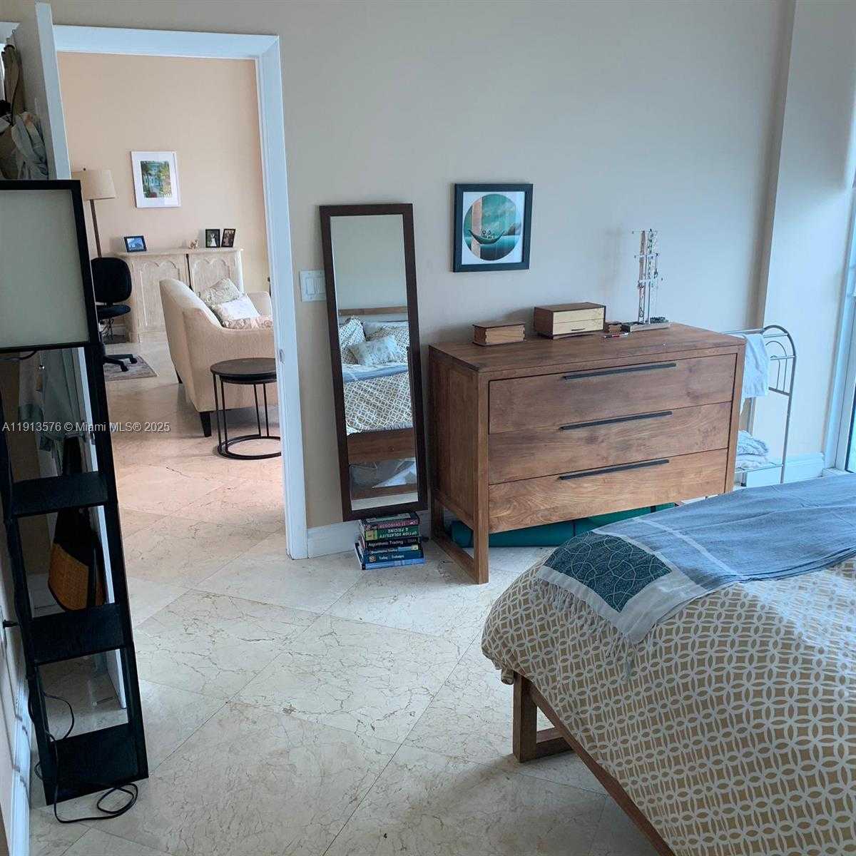 Small Image of 6515 COLLINS AVE #1007, Miami Beach Number 14