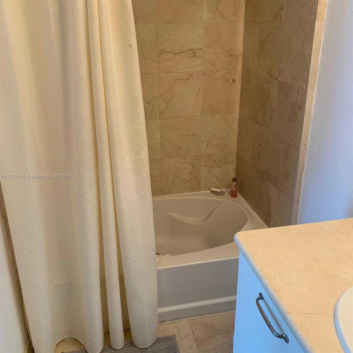 Small Image of 6515 COLLINS AVE #1007, Miami Beach Number 17