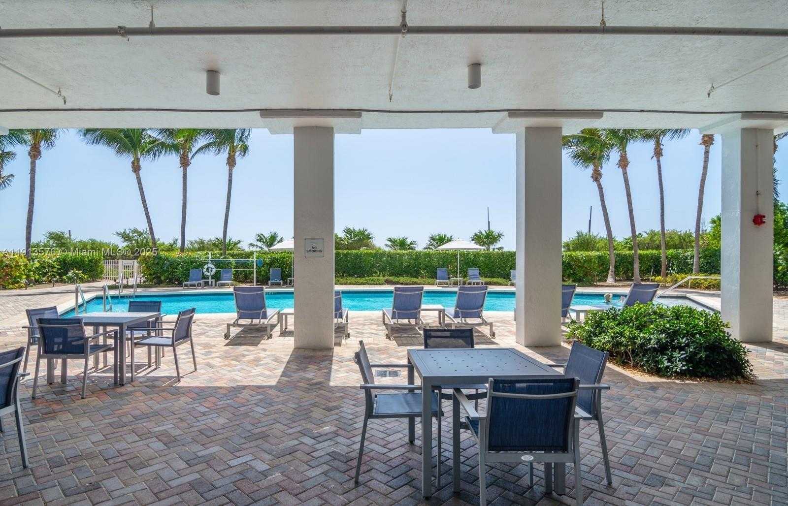 Small Image of 6515 COLLINS AVE #1007, Miami Beach Number 19