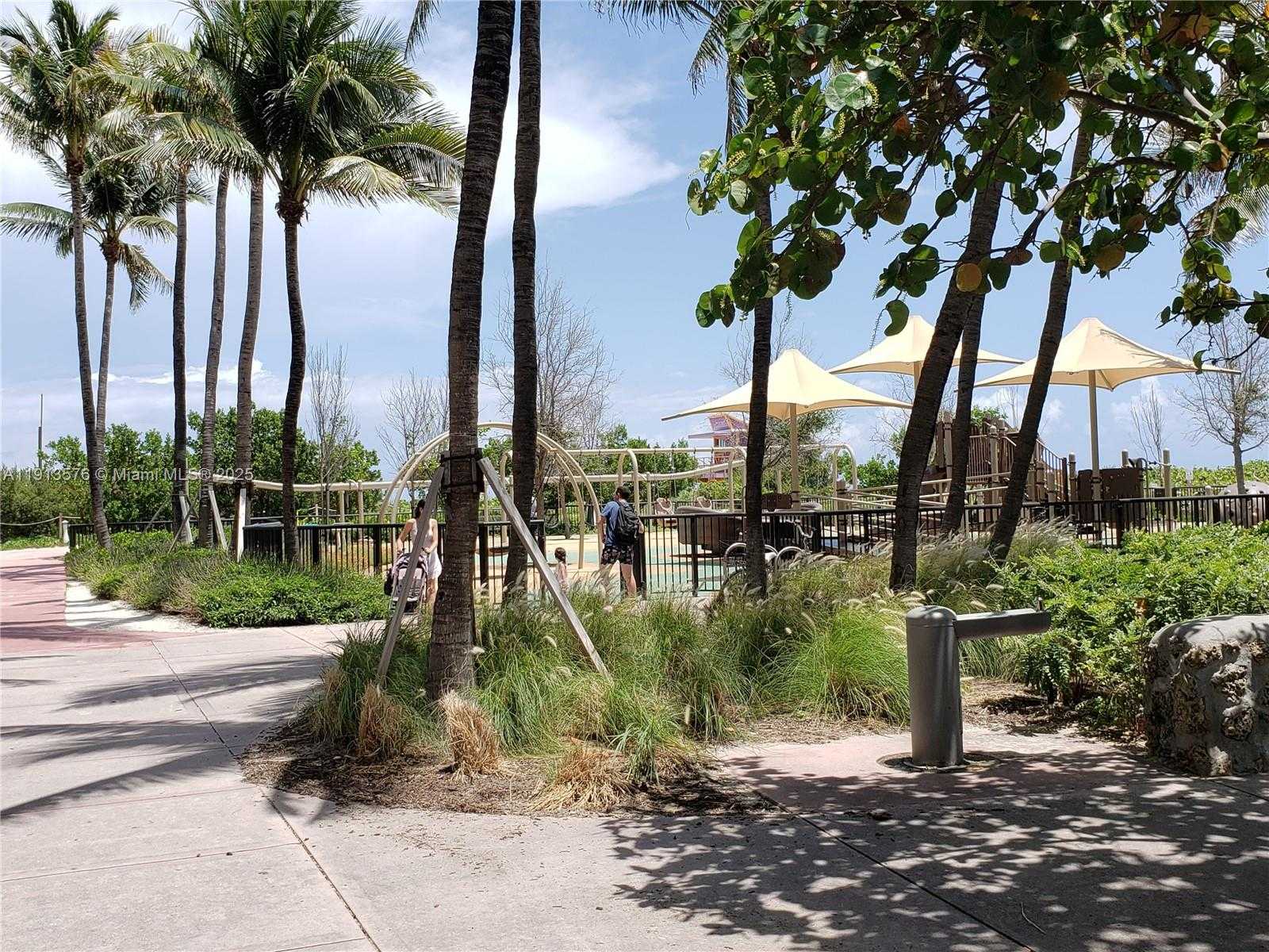 Small Image of 6515 COLLINS AVE #1007, Miami Beach Number 23