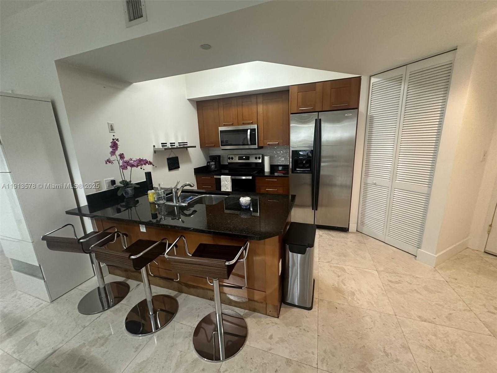 Small Image of 4100 SALZEDO ST #704, Coral Gables Number 14