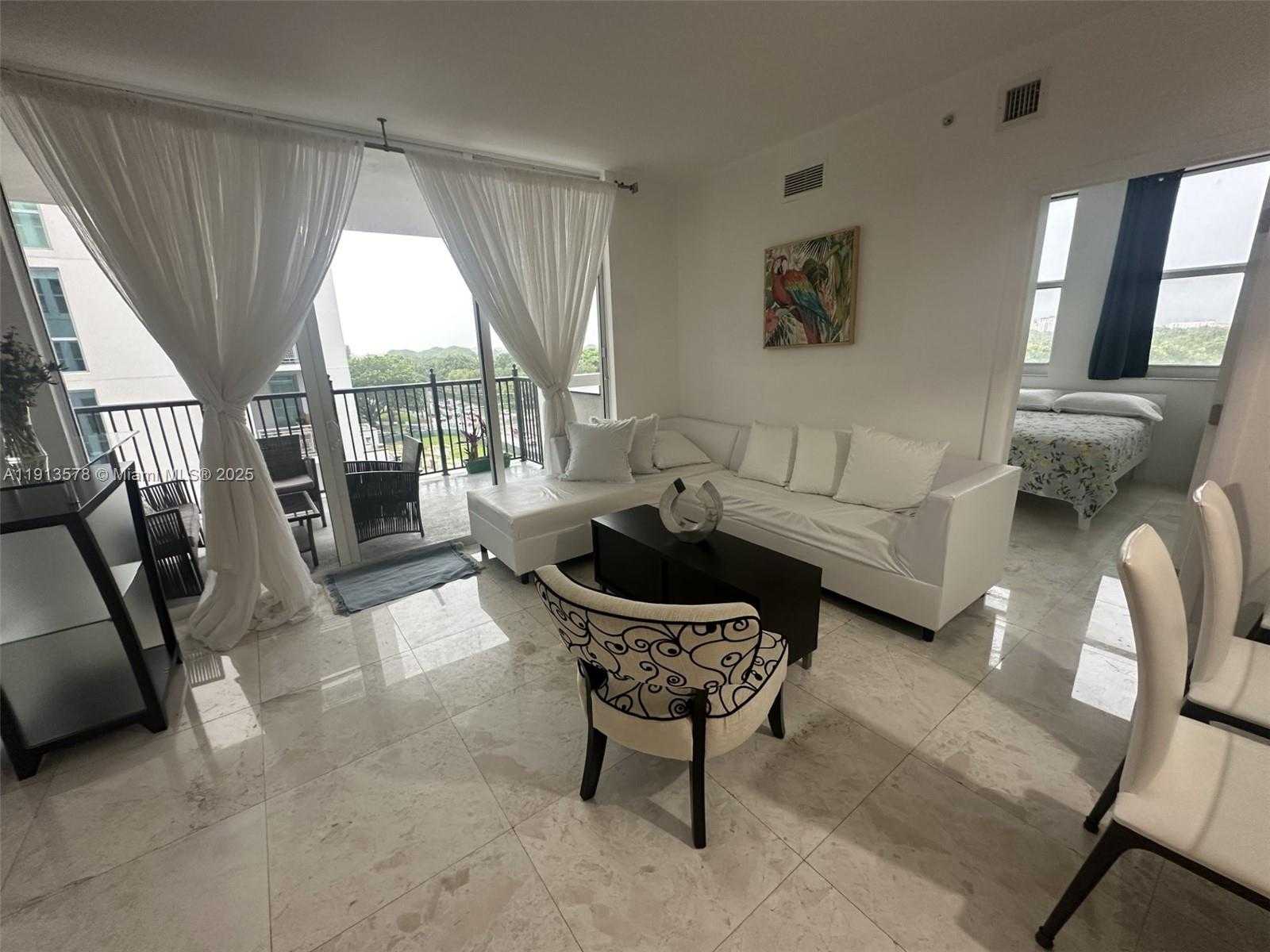 Small Image of 4100 SALZEDO ST #704, Coral Gables Number 4