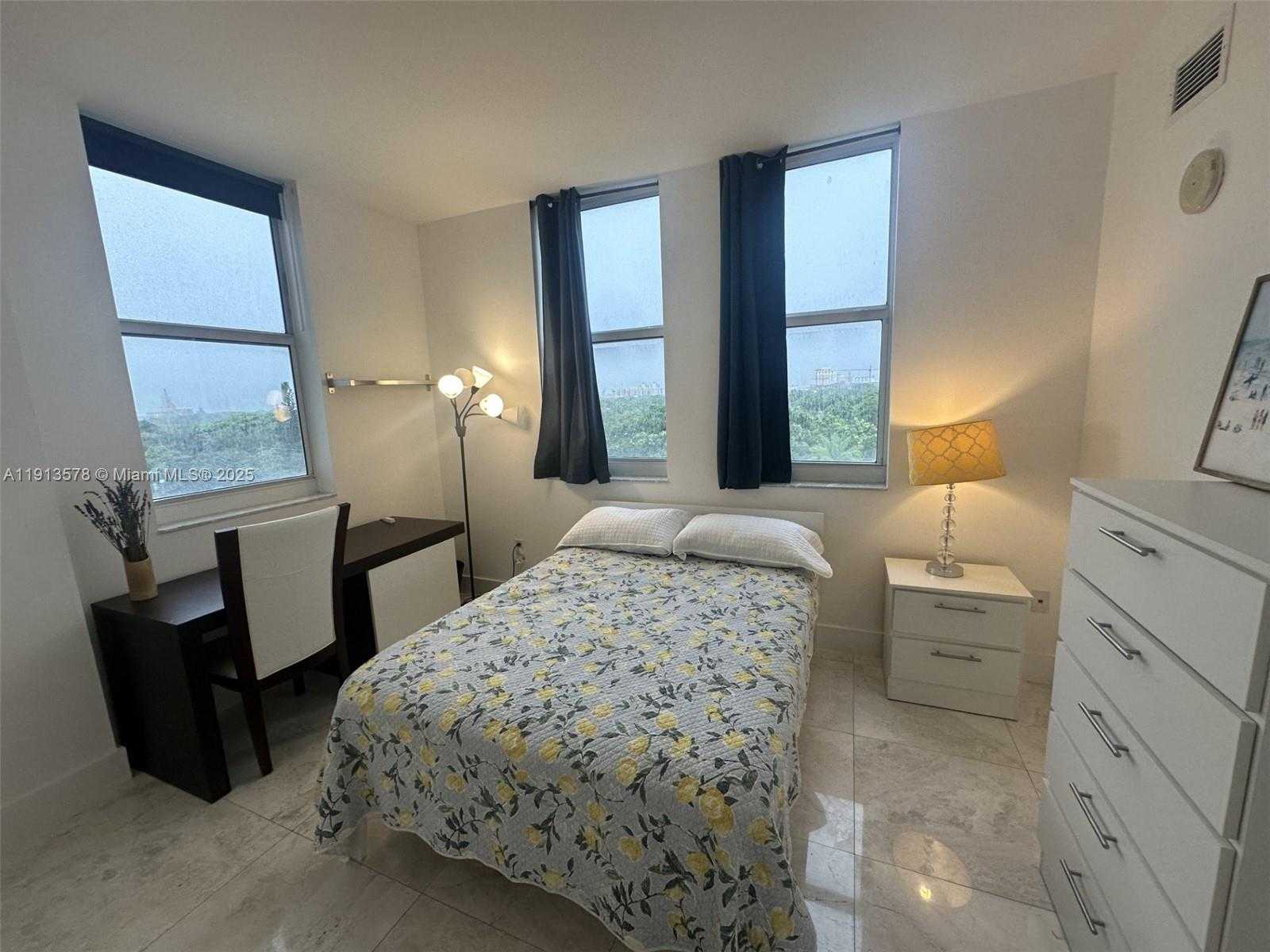 Small Image of 4100 SALZEDO ST #704, Coral Gables Number 8