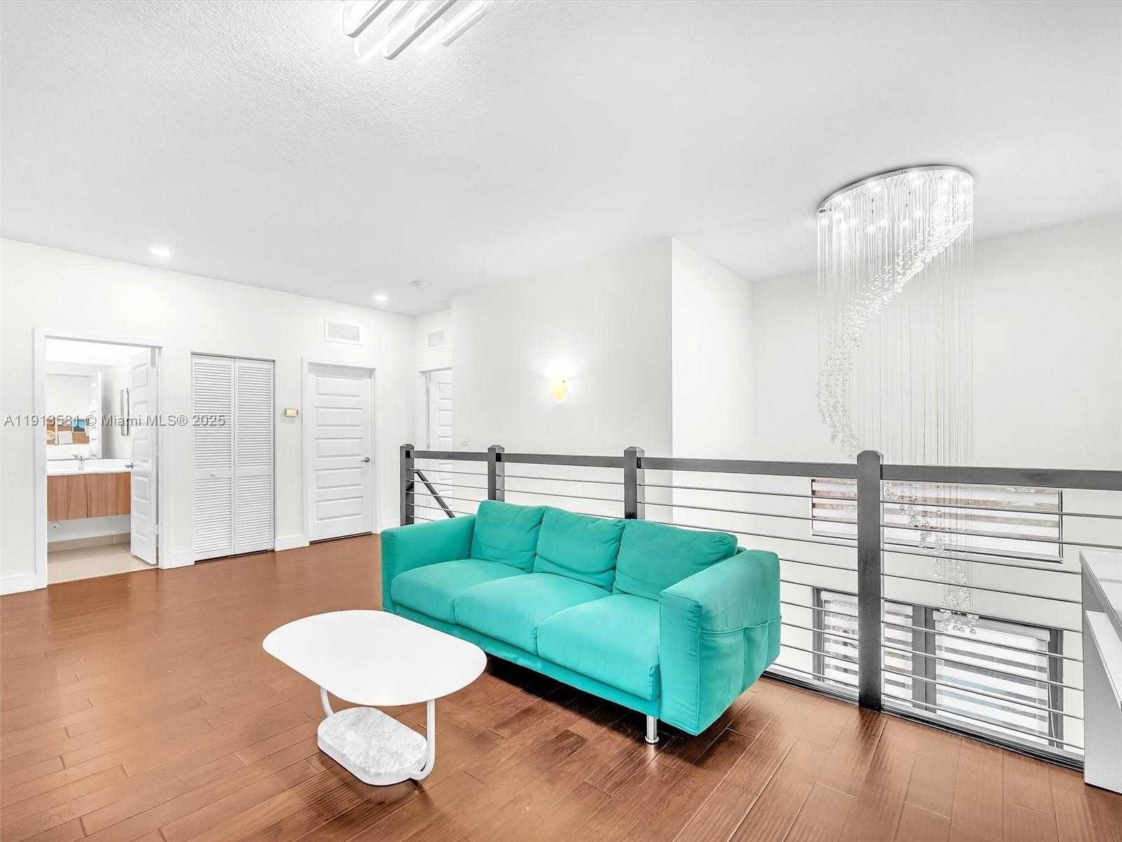 Small Image of 10250 NORTH WEST 76TH TER #., Doral Number 23