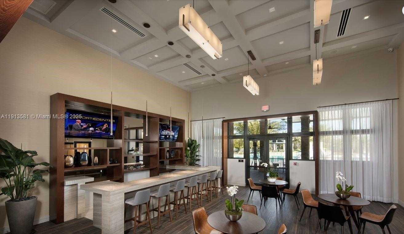 Small Image of 10250 NORTH WEST 76TH TER #., Doral Number 49