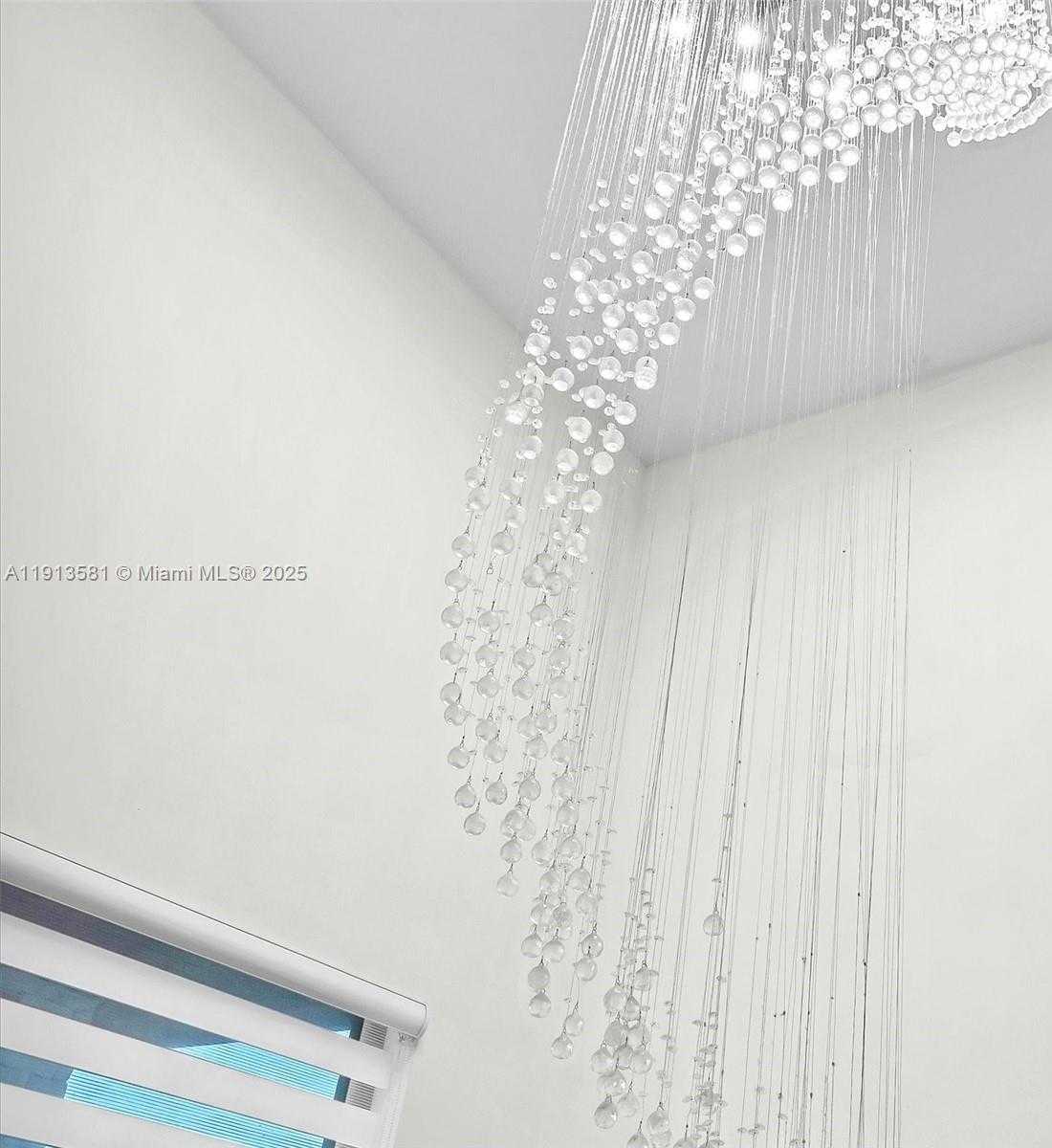 Small Image of 10250 NORTH WEST 76TH TER #., Doral Number 5