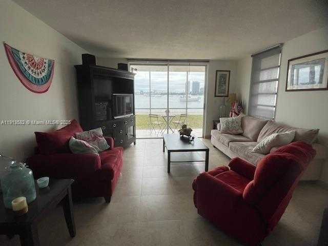 Small Image of 2920 POINT EAST DR #N106, Aventura Number 10