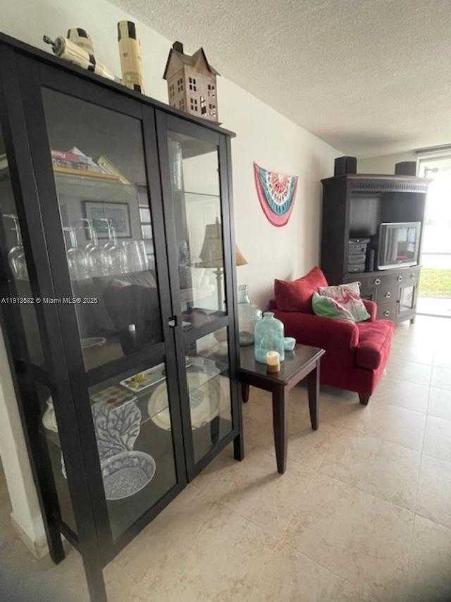 Small Image of 2920 POINT EAST DR #N106, Aventura Number 13