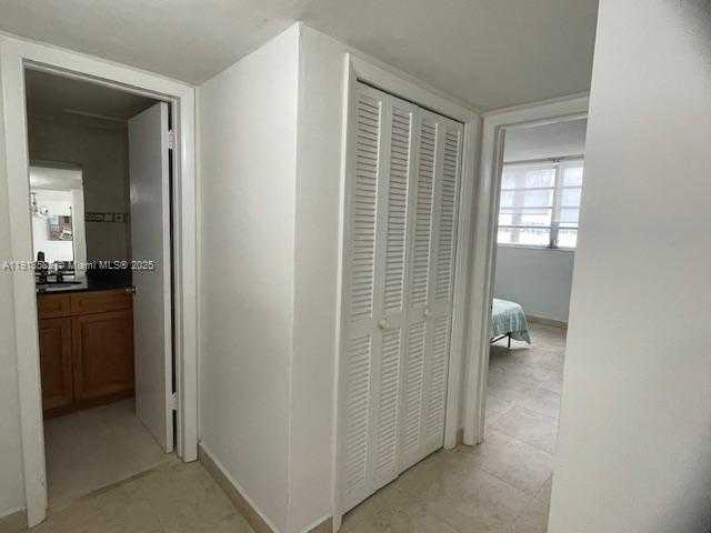 Small Image of 2920 POINT EAST DR #N106, Aventura Number 42