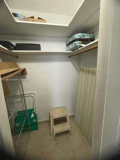 Small Image of 2920 POINT EAST DR #N106, Aventura Number 48