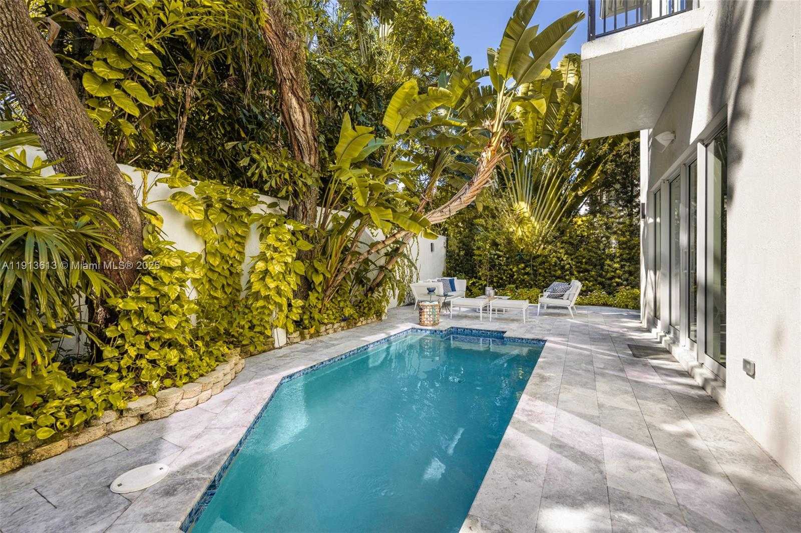 Small Image of 2760 BRICKELL CT #2760, Miami Number 24