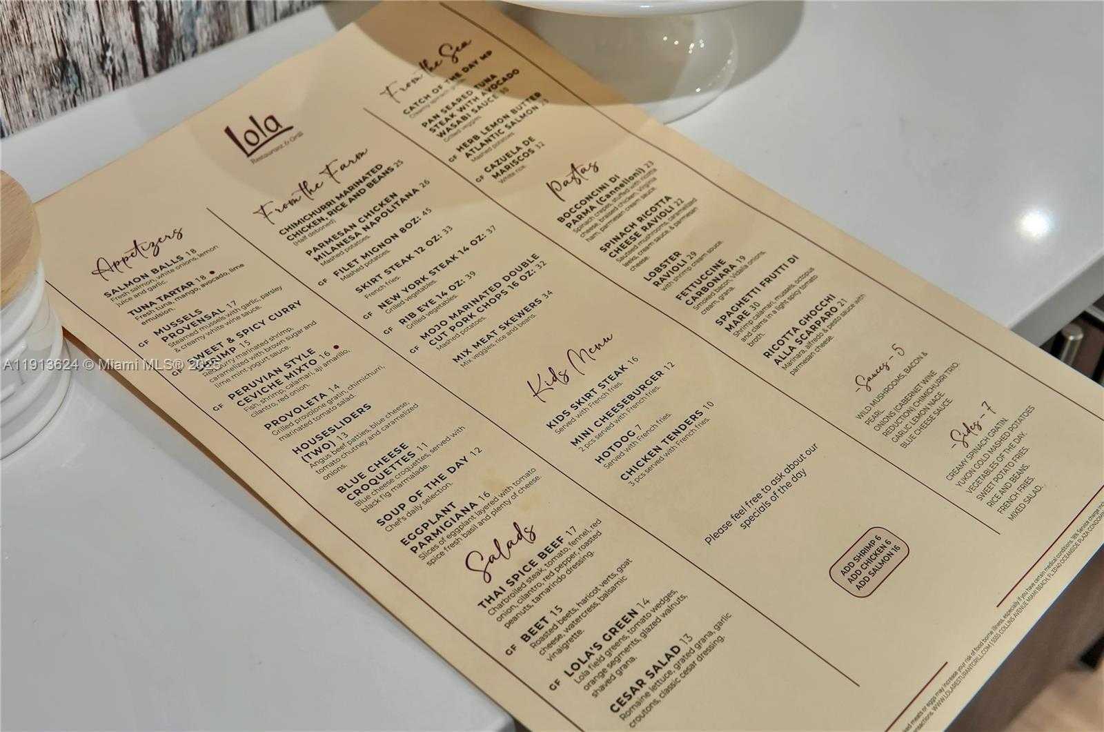 Small Image of 5555 COLLINS AVE #3E, Miami Beach Number 17