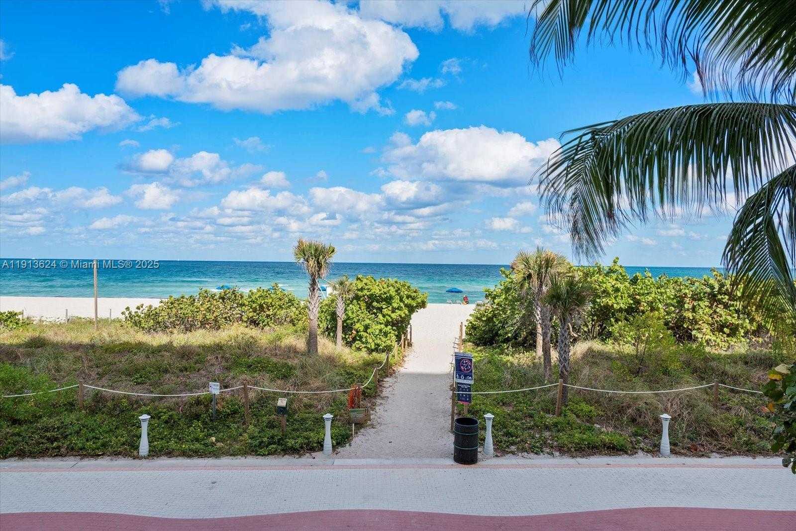 Small Image of 5555 COLLINS AVE #3E, Miami Beach Number 38