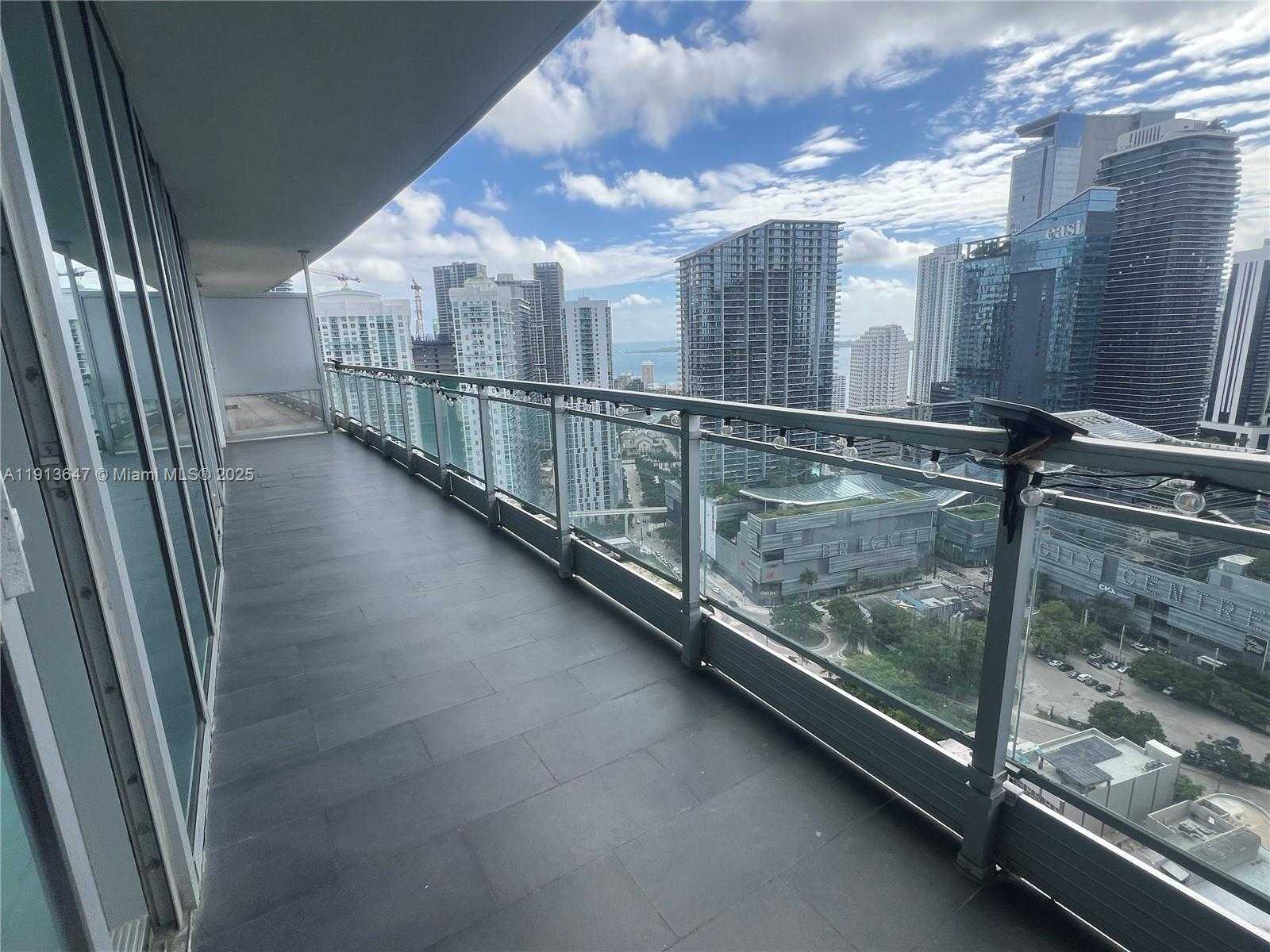 Small Image of 92 SOUTH WEST 3RD ST #3803, Miami Number 2