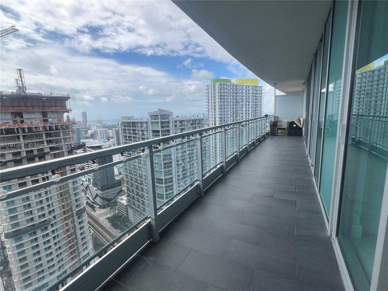 Small Image of 92 SOUTH WEST 3RD ST #3803, Miami Number 3