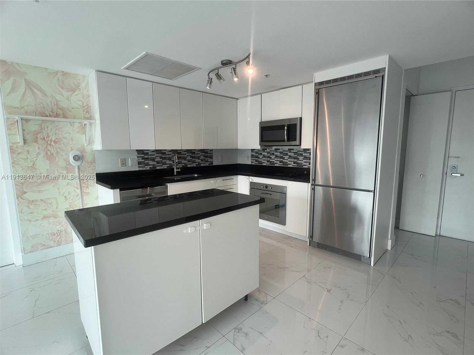 Small Image of 92 SOUTH WEST 3RD ST #3803, Miami Number 7