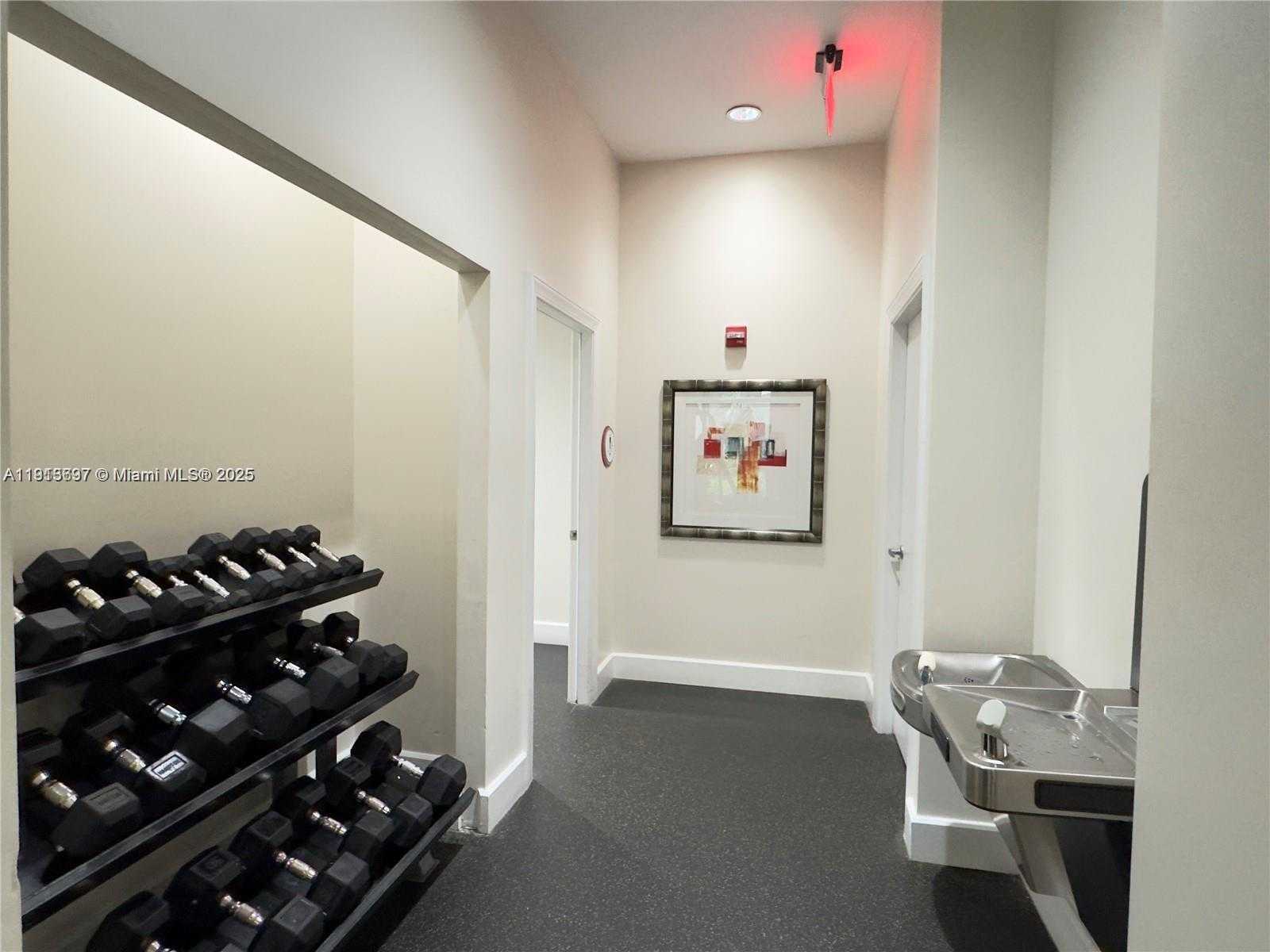 Small Image of 1830 RADIUS DR #626, Hollywood Number 12