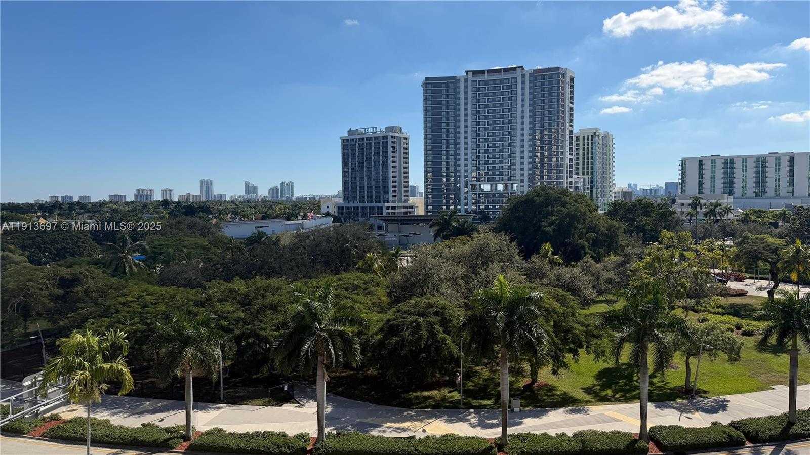 Small Image of 1830 RADIUS DR #626, Hollywood Number 7