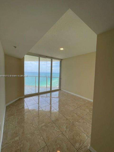 Small Image of 16699 COLLINS AVE #3910, Sunny Isles Beach Number 10