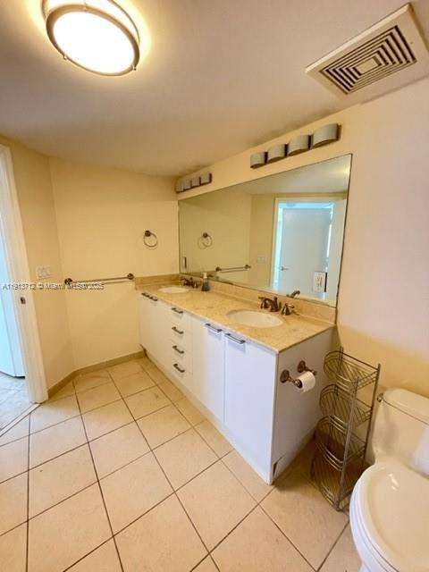 Small Image of 16699 COLLINS AVE #3910, Sunny Isles Beach Number 9