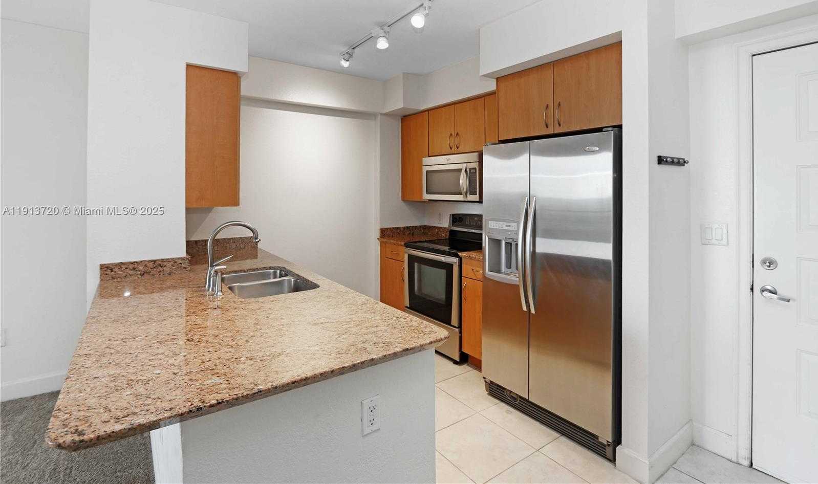 Small Image of 1830 RADIUS DR #718, Hollywood Number 5