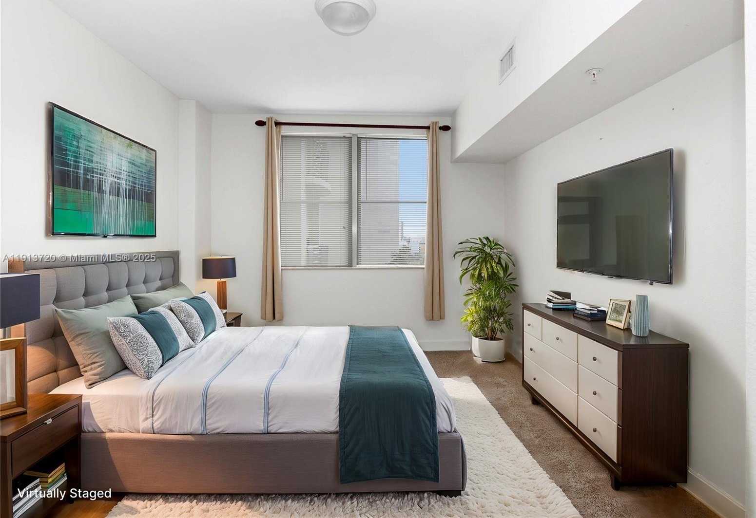 Small Image of 1830 RADIUS DR #718, Hollywood Number 6