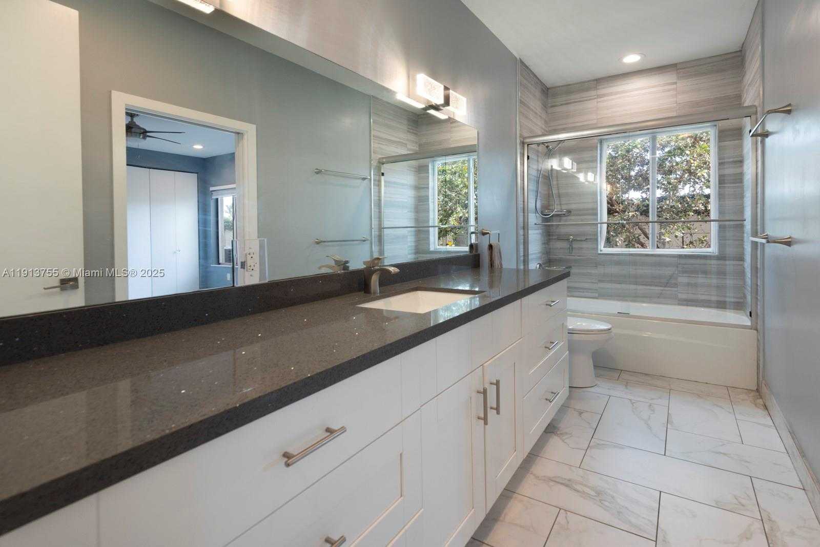 Small Image of 4920 NORTH EAST 1ST TER, Oakland Park Number 24