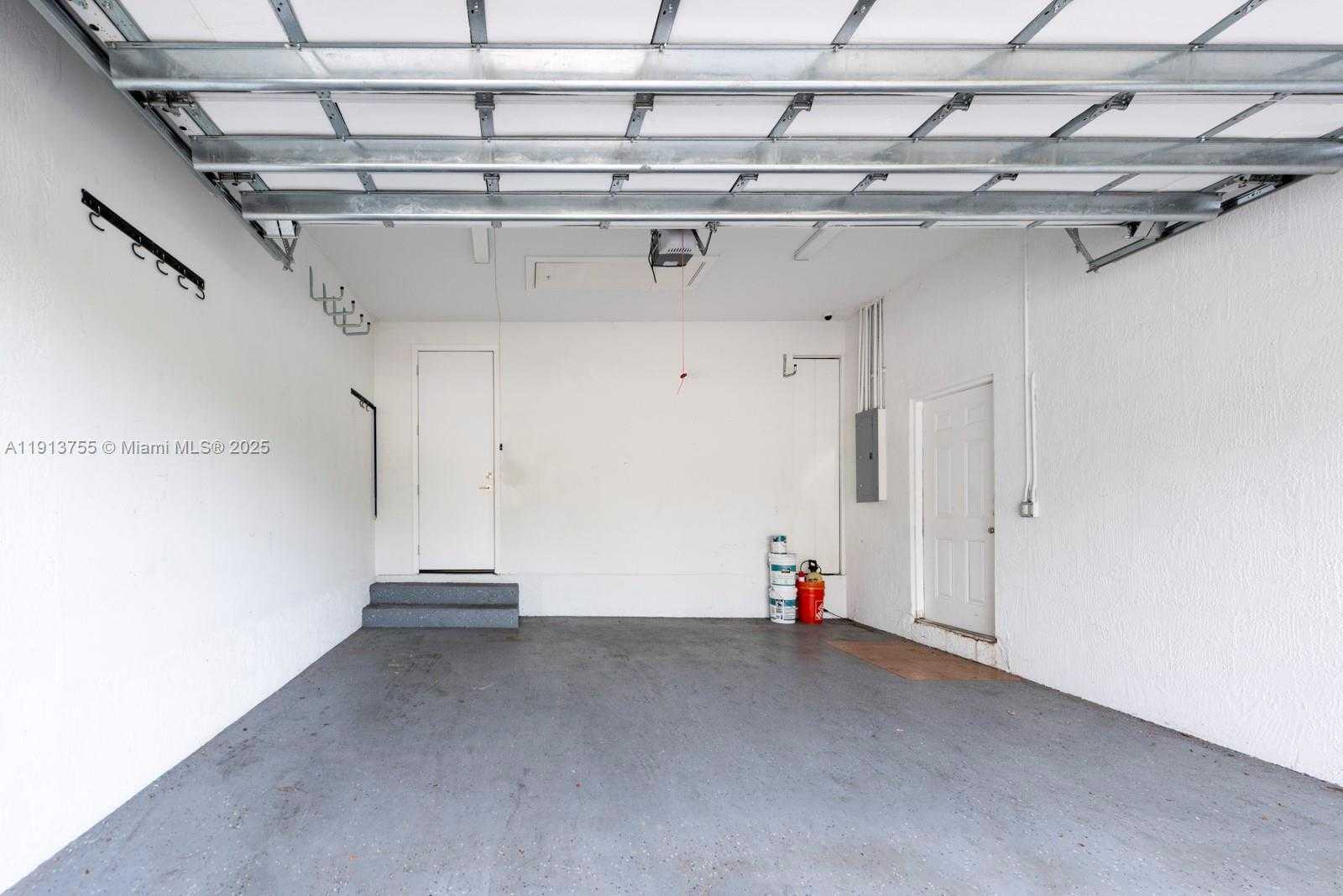 Small Image of 4920 NORTH EAST 1ST TER, Oakland Park Number 29