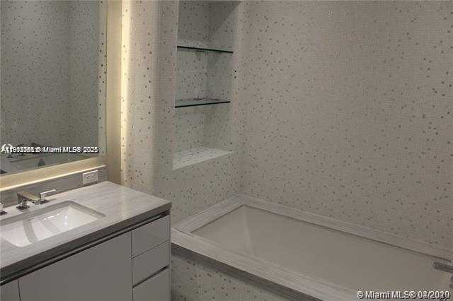 Small Image of 16901 COLLINS AVE #1202, Sunny Isles Beach Number 20