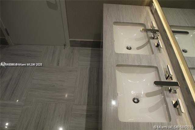 Small Image of 16901 COLLINS AVE #1202, Sunny Isles Beach Number 21